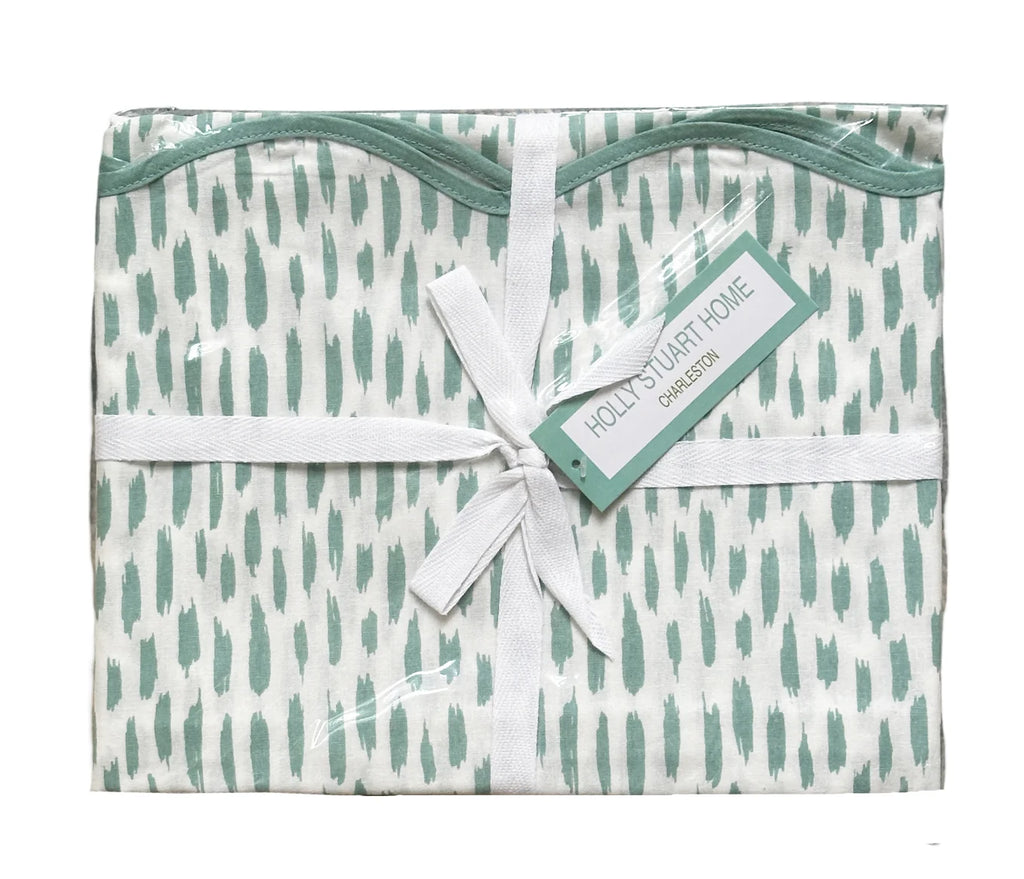 Scallop Poplin Tablecloth